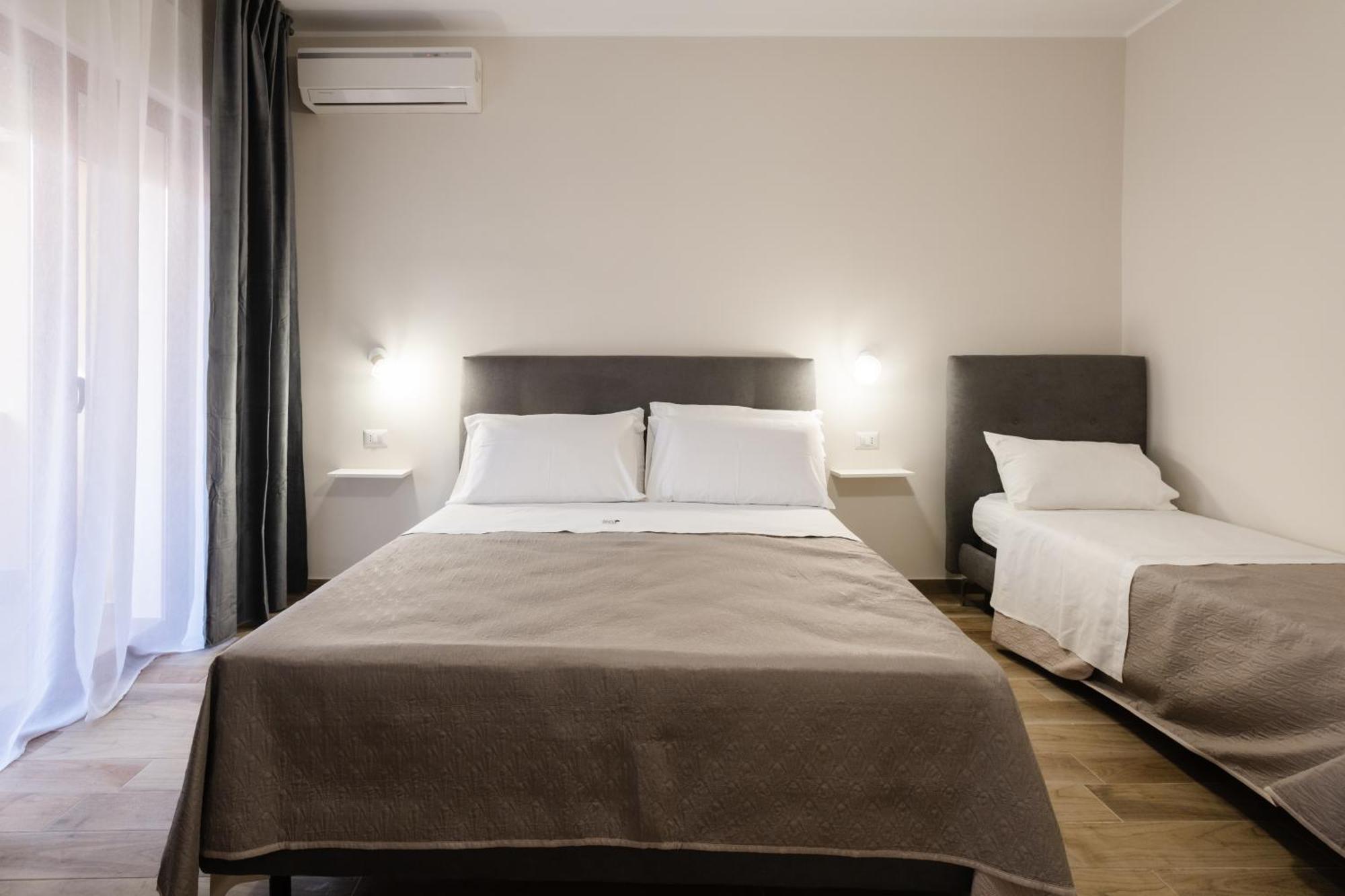 Sicily House Luxury Hotel Mazara del Vallo Bagian luar foto